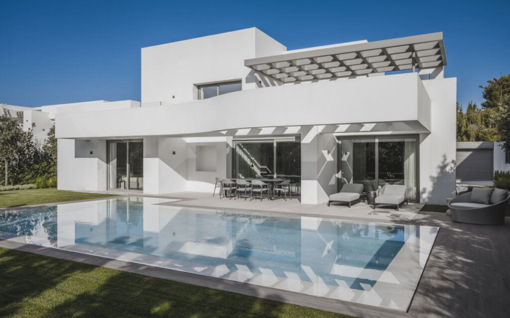 Photo: Villa in Estepona
